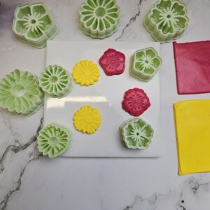 4-Piece Flower Cutter Set: Blooming Beauty for Your Jewelry Designs| Clay Cutter| Cutter for Crafts| PolymerClay Cutter