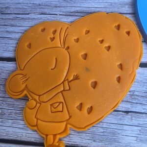 Little Mouse Holding Heart Cookie Cutter & Stamp – Mother’s Day Series – 3” and 4.75” Sizes